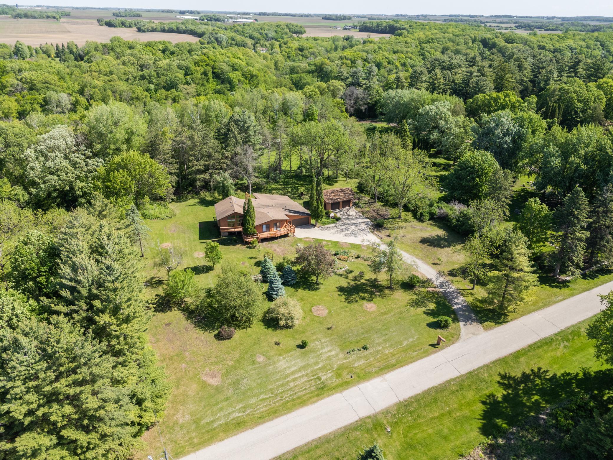520 Cemetery Road Mantorville, MN 55955 - Photo 2 of 51