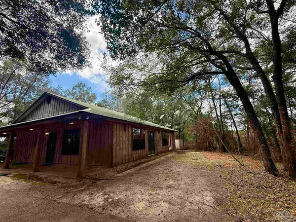 $1,650 | 7769 Lakeside Drive, Milton, FL 32583