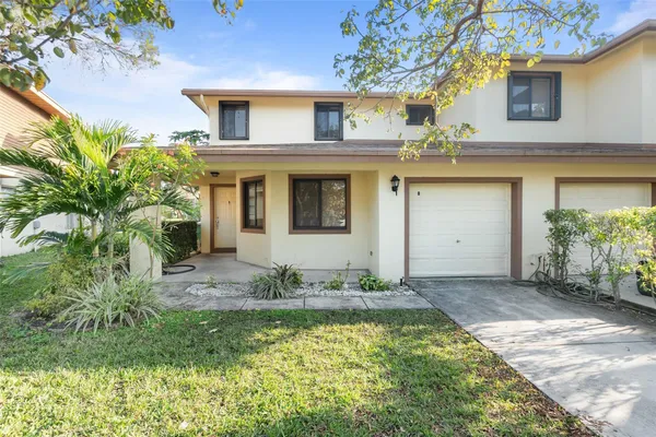 $3,200 | 6094 Live Oak Court, Unit B, Tamarac, FL 33319
