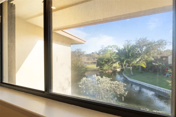 $3,200 | 6094 Live Oak Court, Unit B, Tamarac, FL 33319