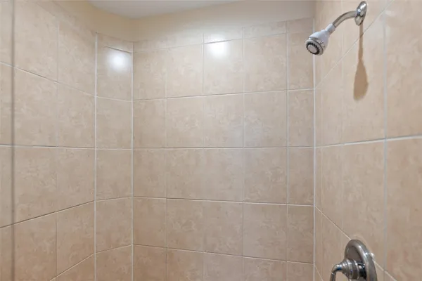 $3,200 | 6094 Live Oak Court, Unit B, Tamarac, FL 33319