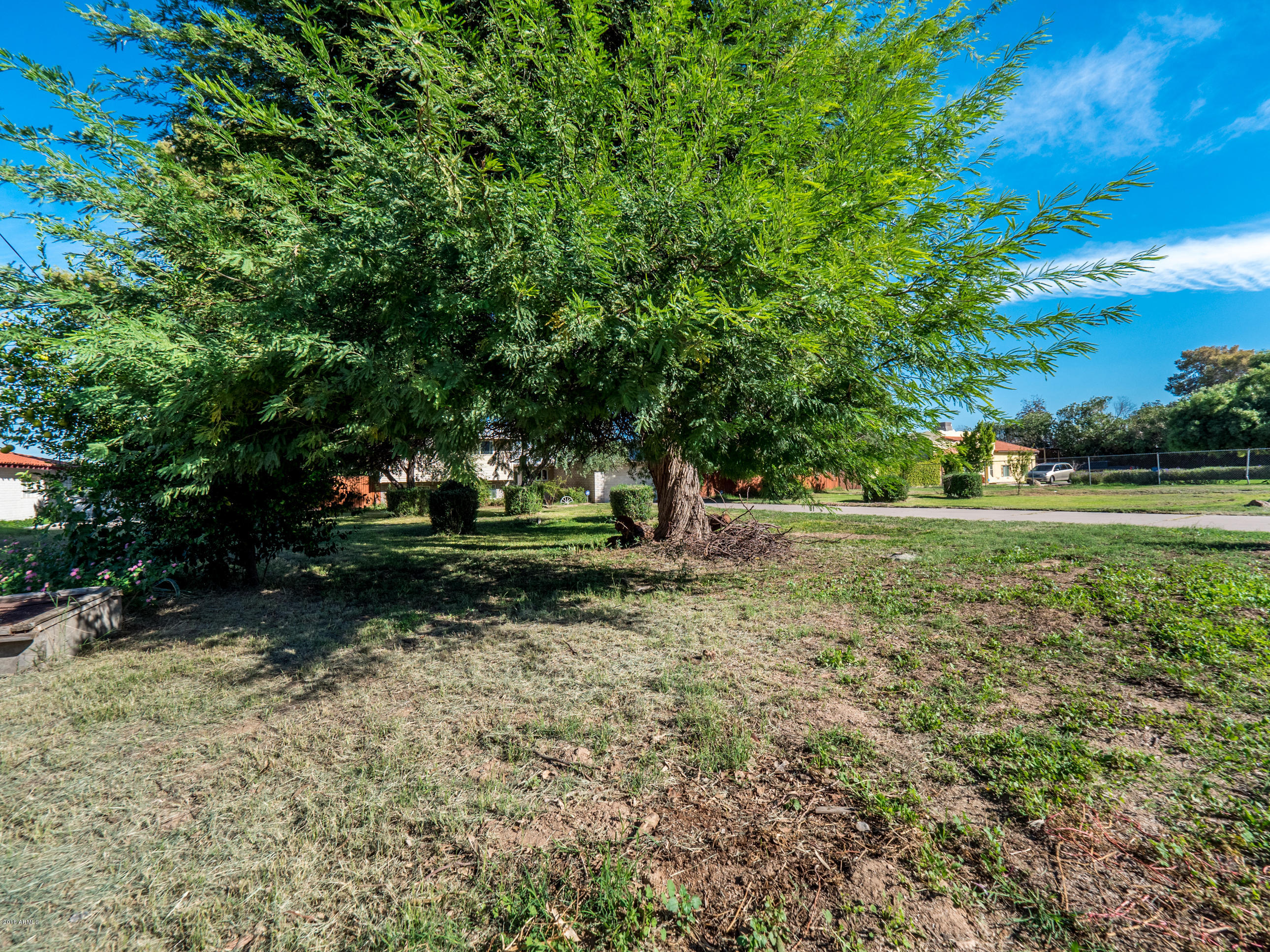 20 East Greenway Road Phoenix, AZ 85042 - Photo 4 of 49 P2360393