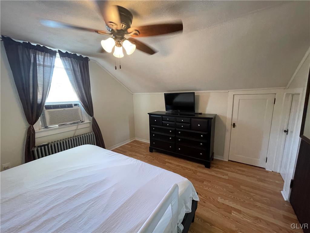 4711 Buckeye Road Emmaus, PA 18049 - Photo 14 of 23 Gallery Image 14