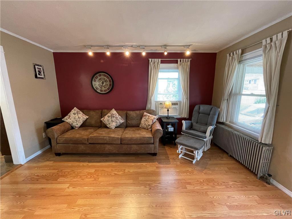 4711 Buckeye Road Emmaus, PA 18049 - Photo 8 of 23 Gallery Image 8