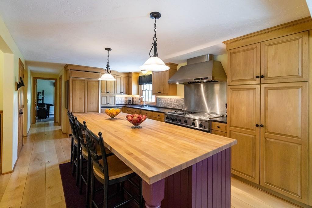 17 Town Farm Road Sutton, MA 01590 - Photo 8 of 42