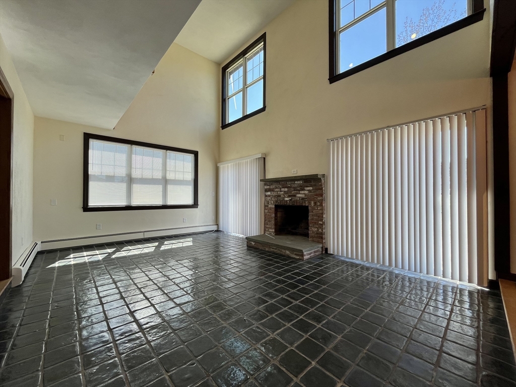 1077 North Street Walpole, MA 02081 - Photo 6 of 19