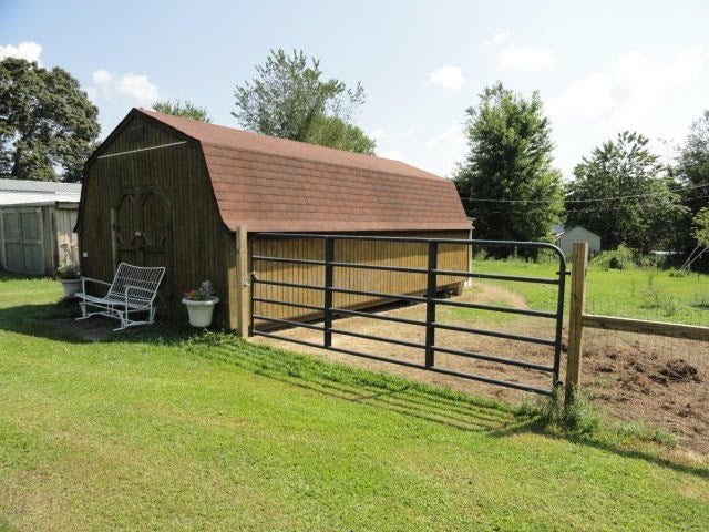 365 Bristletown Road Glasgow, KY 42141 - Photo 14 of 22 Gallery Image 14