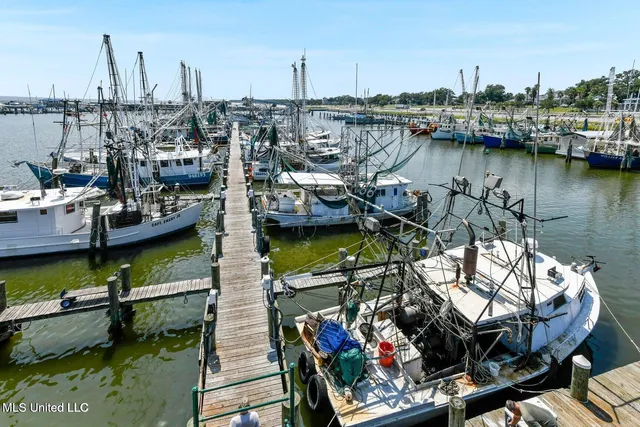 $2,350,000 | 120 West Scenic Drive, Pass Christian, MS 39571