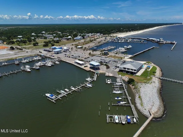 $2,350,000 | 120 West Scenic Drive, Pass Christian, MS 39571