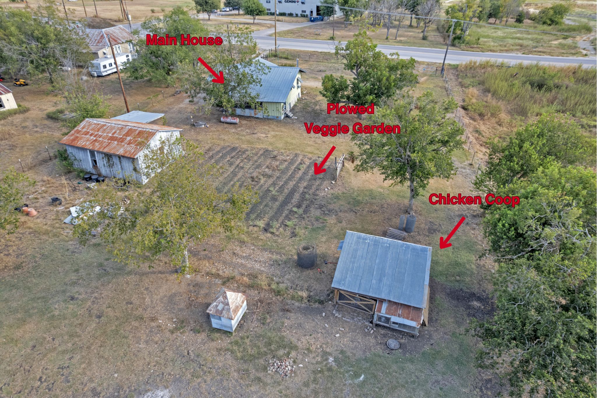 1607 East 4th Street Taylor, TX 76574 - Photo 30 of 32 Drone / aerial view