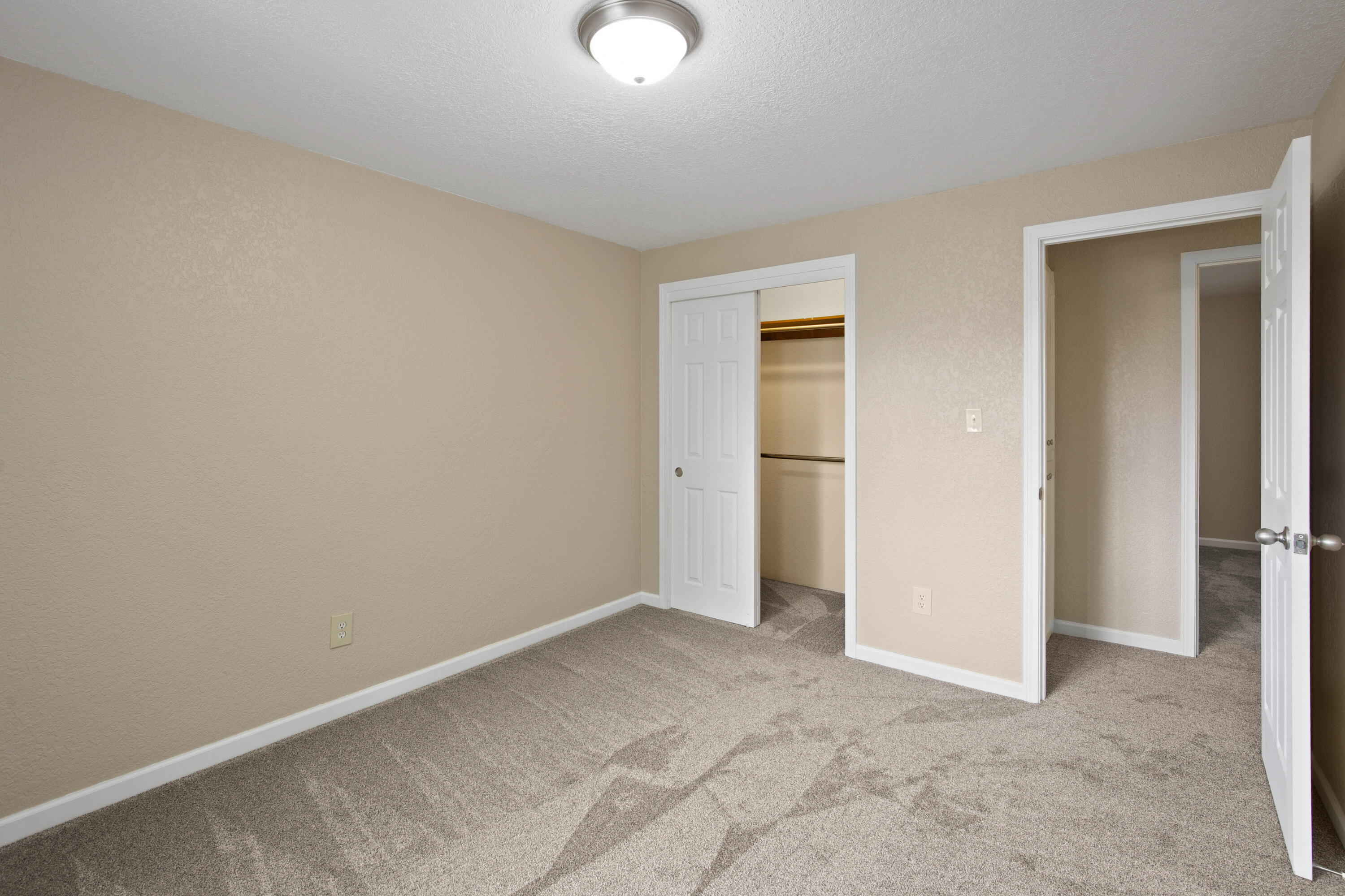 1202 Morrow Road, Unit A Medford, OR 97504 - Photo 18 of 21 CU9A4126