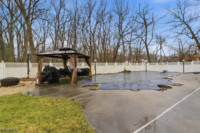 a view of outdoor space yard and patio