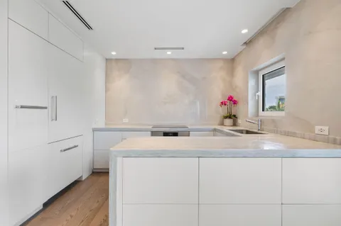 $4,600,000 | 300 South Ocean Boulevard, Unit 3F & 3G, Palm Beach, FL 33480