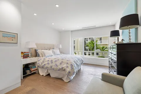 $4,600,000 | 300 South Ocean Boulevard, Unit 3F & 3G, Palm Beach, FL 33480