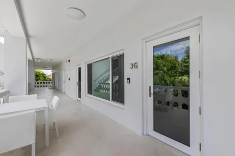 $4,600,000 | 300 South Ocean Boulevard, Unit 3F & 3G, Palm Beach, FL 33480