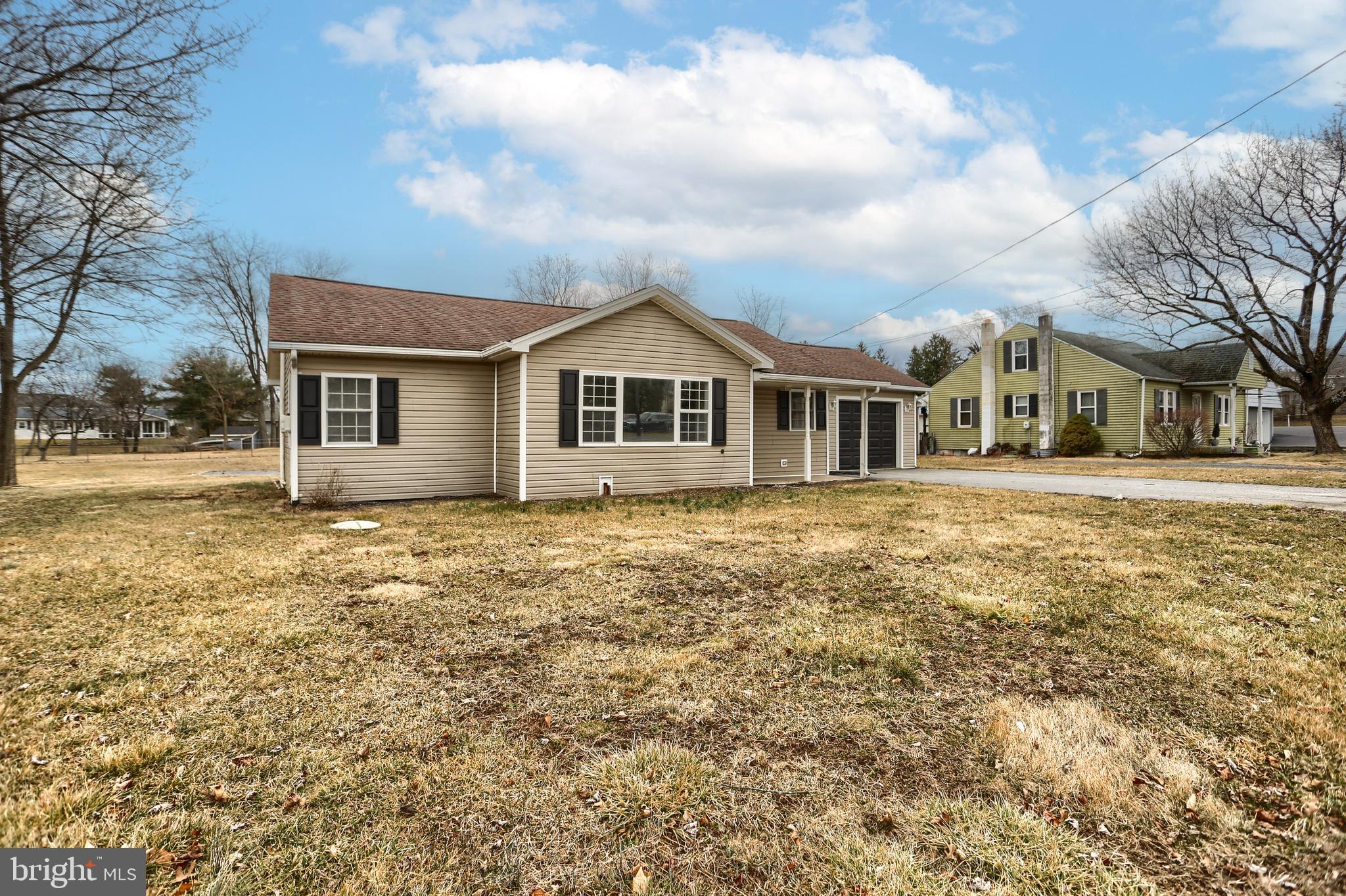 1907 Spring Road Carlisle, PA 17013 - Photo 3 of 24 Gallery Image 3