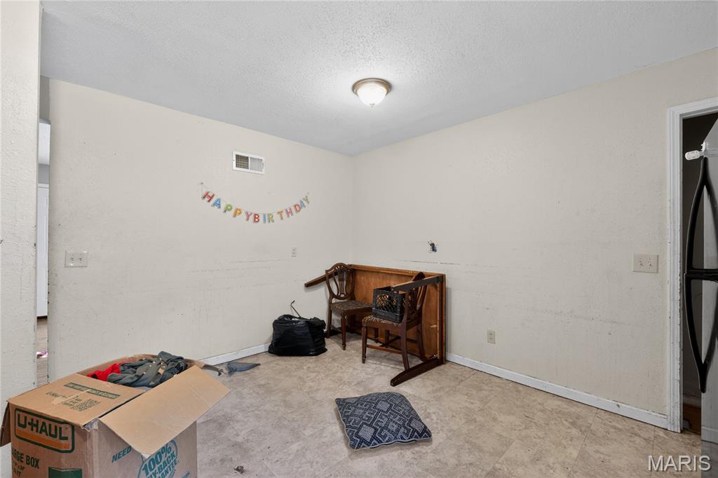 11617 Larimore Road St. Louis, MO 63138 - Photo 23 of 31