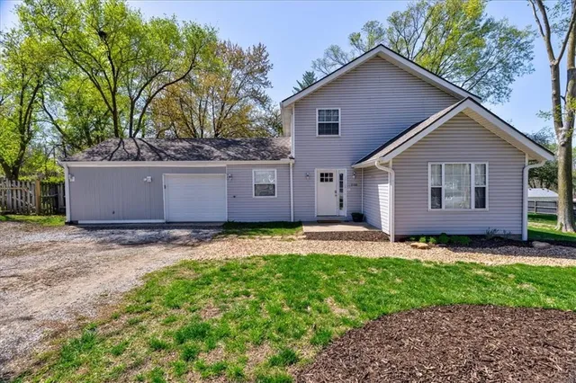 $350,000 | 2100-2105 South Ellison Way, Independence, MO 64050