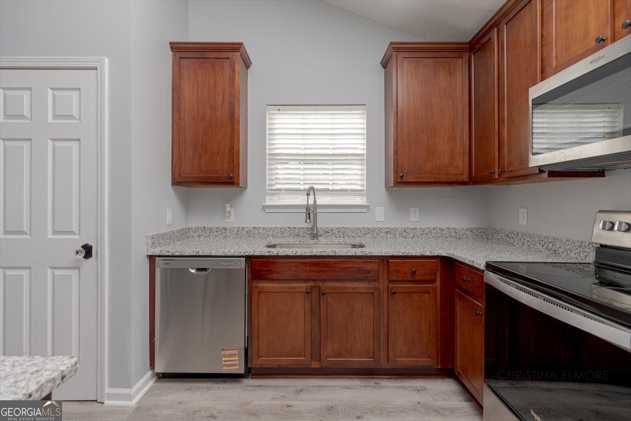 105 Browning Point Byron, GA 31008 - Photo 18 of 50