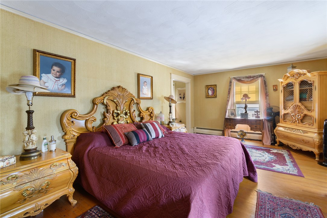 86 Brandon Road Cranston, RI 02910 - Photo 12 of 21