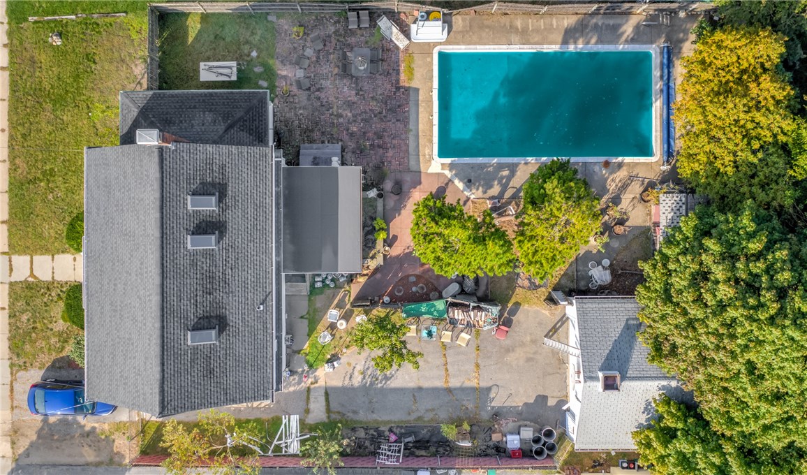 86 Brandon Road Cranston, RI 02910 - Photo 18 of 21