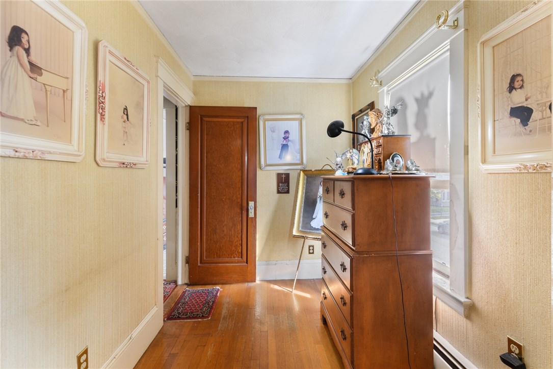 86 Brandon Road Cranston, RI 02910 - Photo 10 of 21