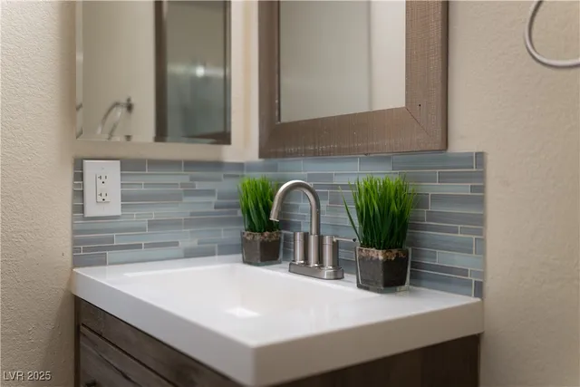 $185,000 | 3318 North Decatur Boulevard, Unit 2143, Las Vegas, NV 89130