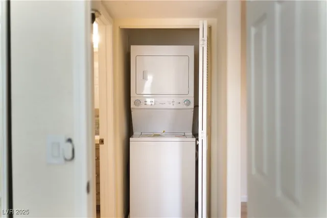 $185,000 | 3318 North Decatur Boulevard, Unit 2143, Las Vegas, NV 89130