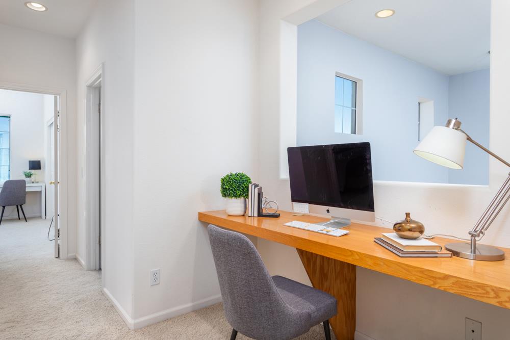30152 Bridgeview Way Hayward, CA 94544 - Photo 21 of 37 a dining room with table and chairs