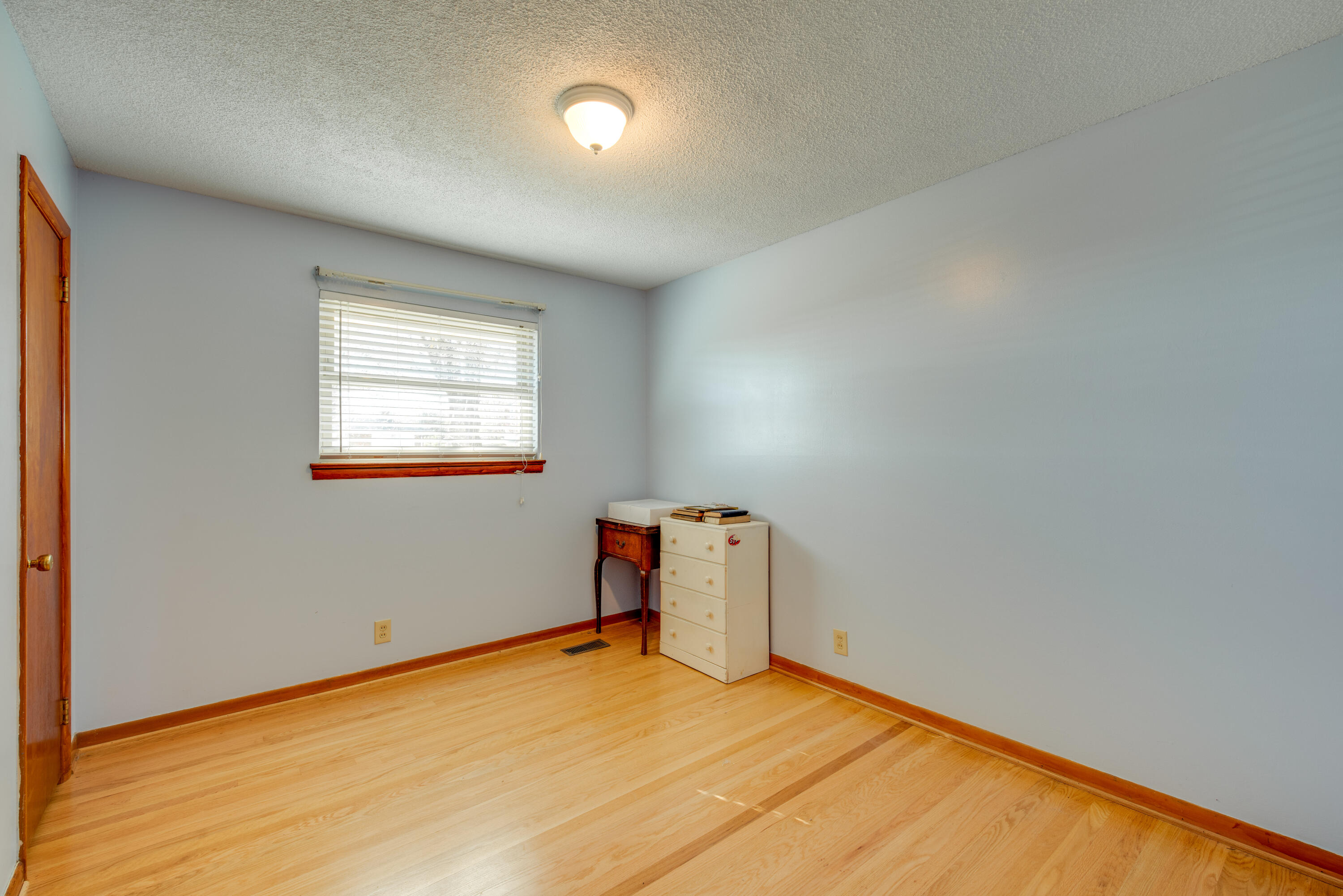 1617 Varner Road Hixson, TN 37343 - Photo 16 of 27 DSC_9903