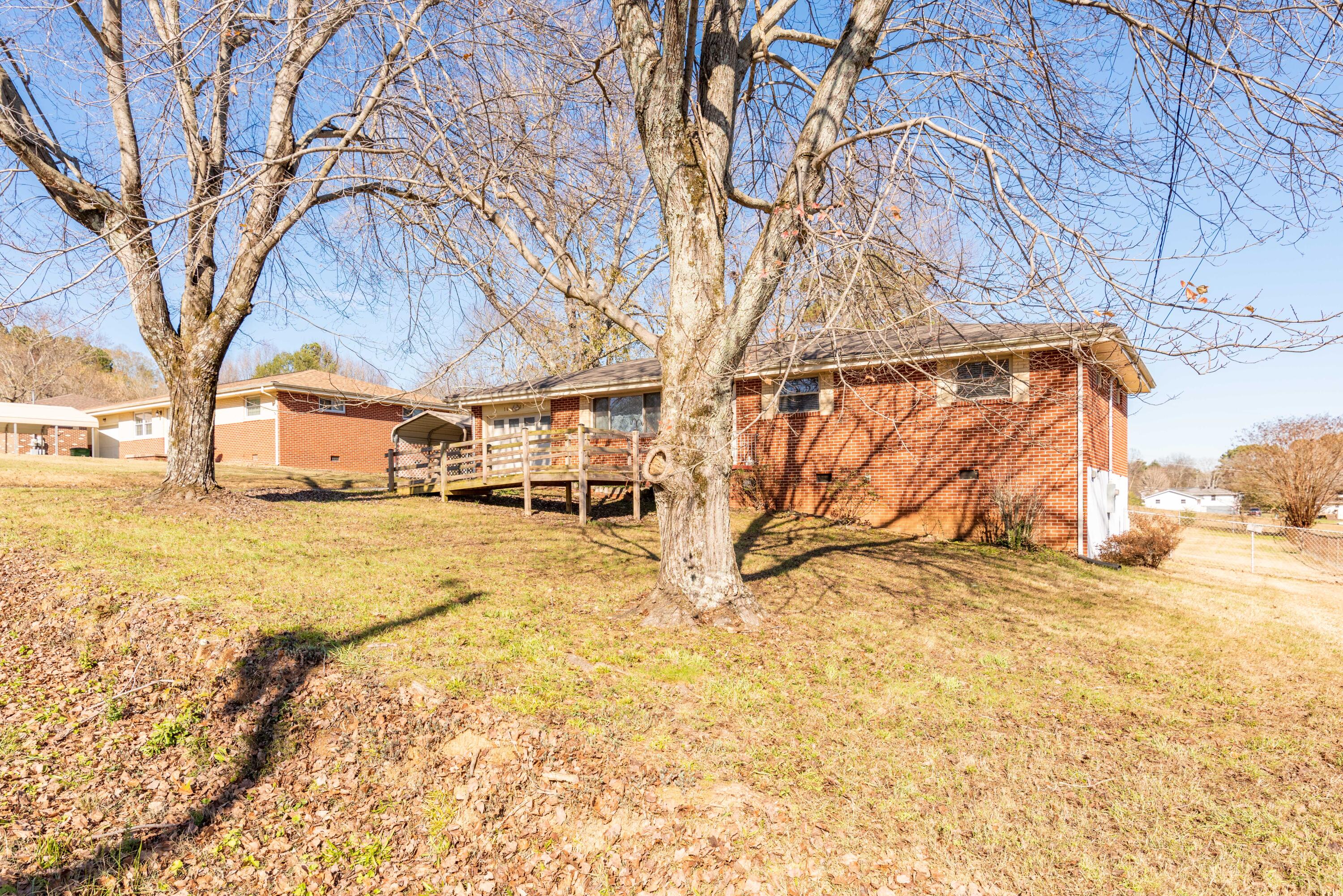 1617 Varner Road Hixson, TN 37343 - Photo 5 of 27 DSC_9881