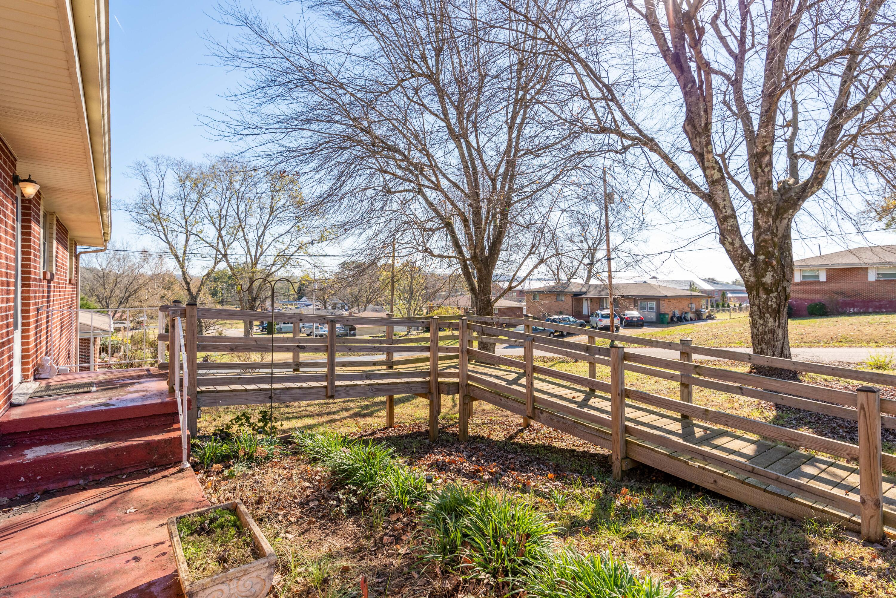 1617 Varner Road Hixson, TN 37343 - Photo 6 of 27 DSC_9882