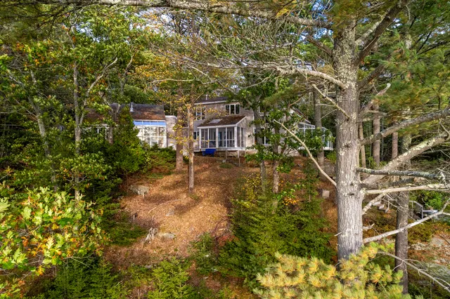 $1,595,000 | 119 Knubble Bay Road, Westport Island, ME 04578