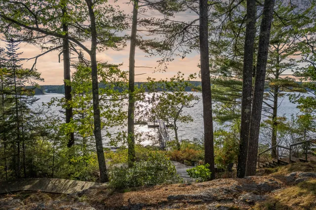 $1,595,000 | 119 Knubble Bay Road, Westport Island, ME 04578