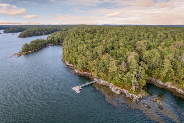 $1,595,000 | 119 Knubble Bay Road, Westport Island, ME 04578