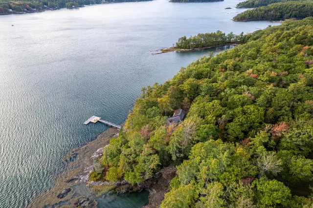$1,595,000 | 119 Knubble Bay Road, Westport Island, ME 04578