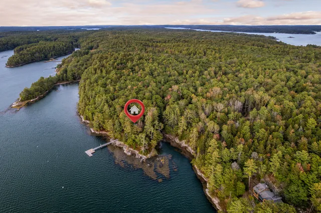 $1,595,000 | 119 Knubble Bay Road, Westport Island, ME 04578