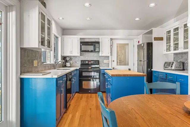 $1,595,000 | 119 Knubble Bay Road, Westport Island, ME 04578