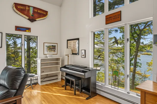 $1,595,000 | 119 Knubble Bay Road, Westport Island, ME 04578