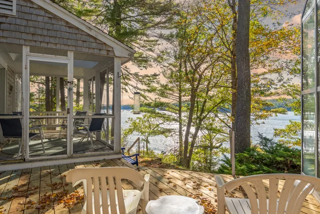 $1,595,000 | 119 Knubble Bay Road, Westport Island, ME 04578