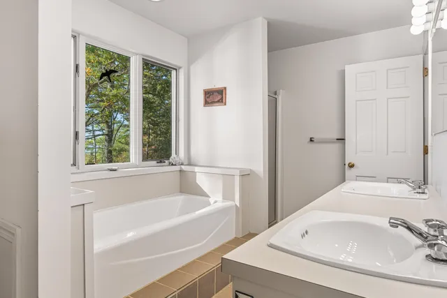 $1,595,000 | 119 Knubble Bay Road, Westport Island, ME 04578