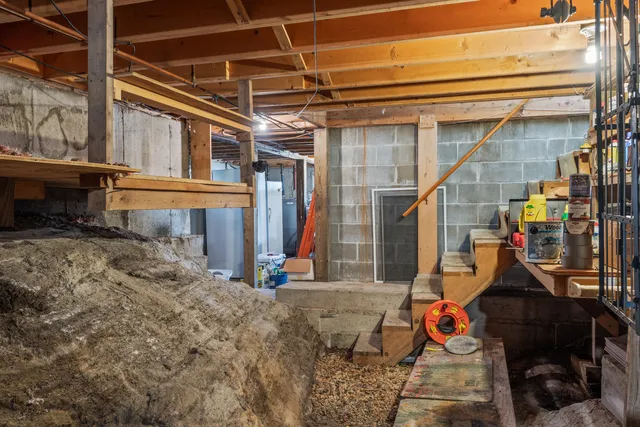 $1,595,000 | 119 Knubble Bay Road, Westport Island, ME 04578