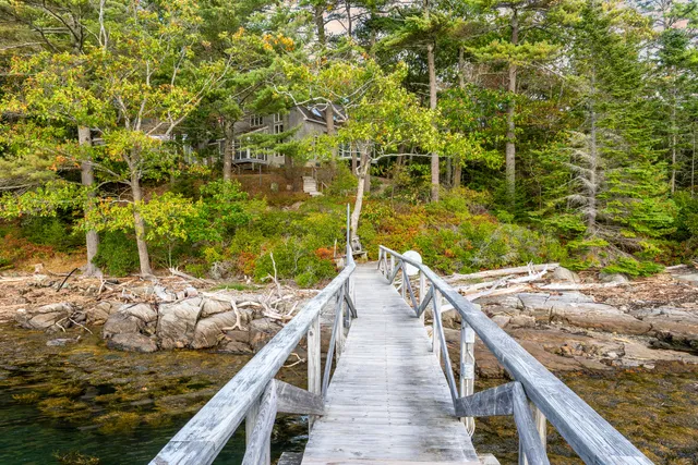 $1,595,000 | 119 Knubble Bay Road, Westport Island, ME 04578