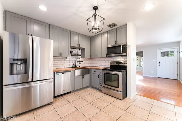 $1,550 | 4355 Bramblewood Street, Las Vegas, NV 89147