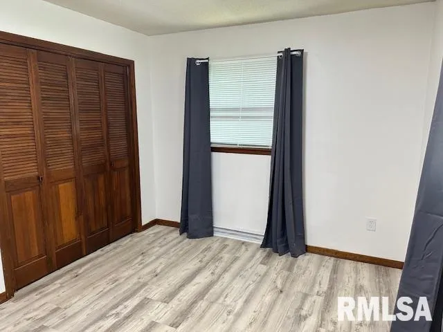 $265,000 | 279 Athensville Road, Roodhouse, IL 62082