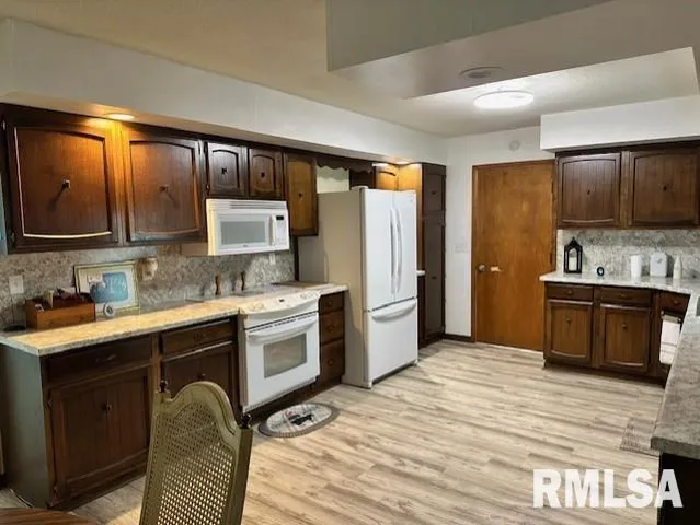 $265,000 | 279 Athensville Road, Roodhouse, IL 62082