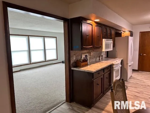 $265,000 | 279 Athensville Road, Roodhouse, IL 62082