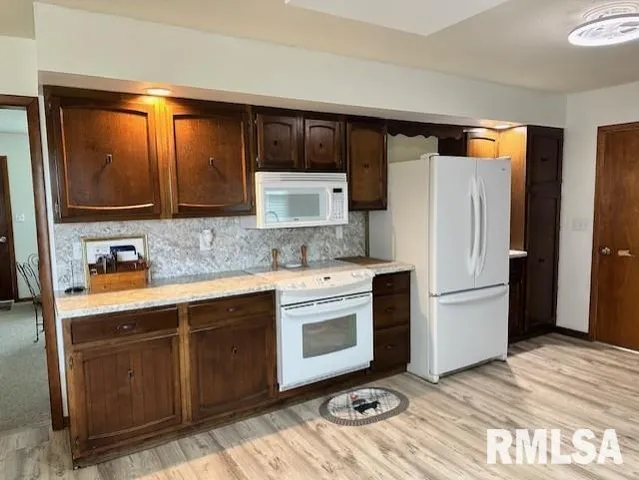 $265,000 | 279 Athensville Road, Roodhouse, IL 62082