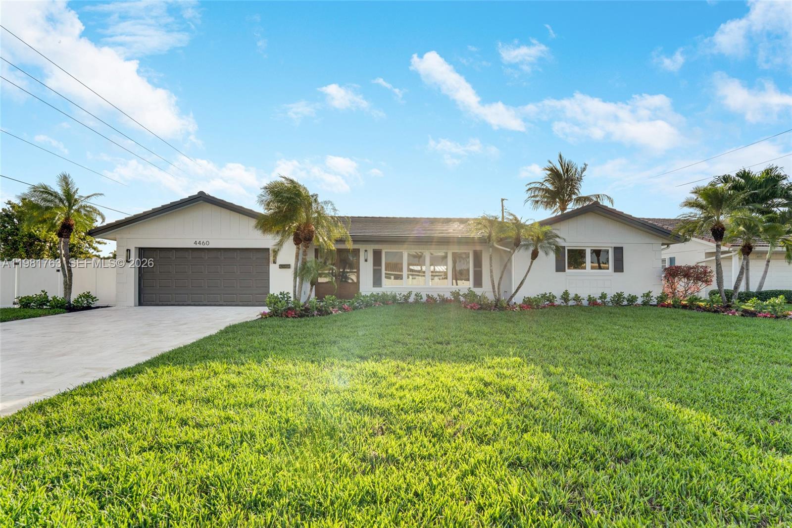 4460 Northeast 25th Avenue Lighthouse Point, FL 33064 - Photo 3 of 41