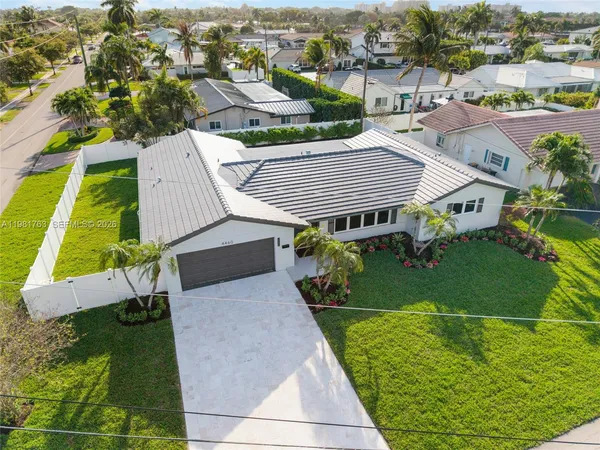 $1,450,000 | 4460 Northeast 25th Avenue, Lighthouse Point, FL 33064
